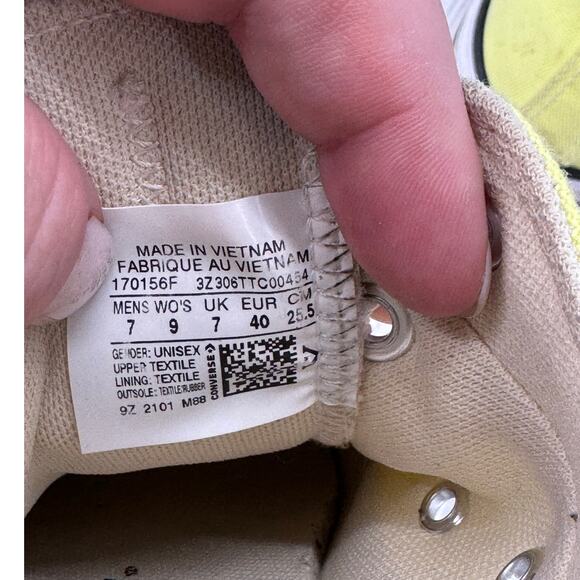 Converse Soft‎ Yellow Low Top Lace-Up Sneakers Men’s 7 Women’s 9 Casual Shoes - Picture 2 of 8